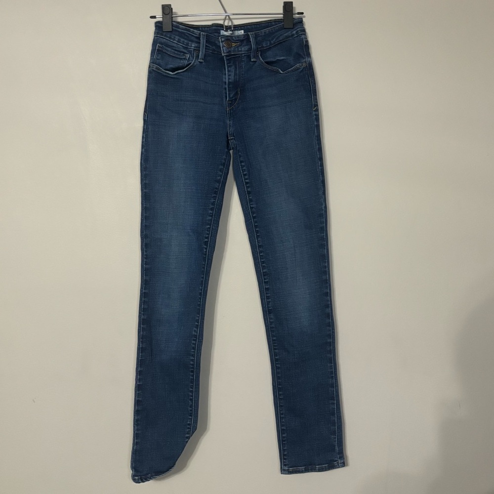 Levi's Women's Dark Blue Skinny Jeans